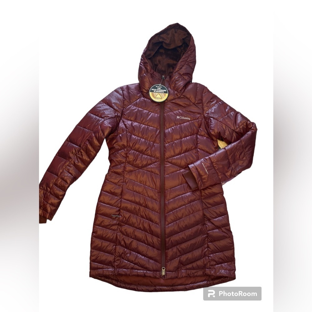 COLUMBIA OMNI HEAT WINTER COAT WOMENS SIZE MEDIUM NWT.